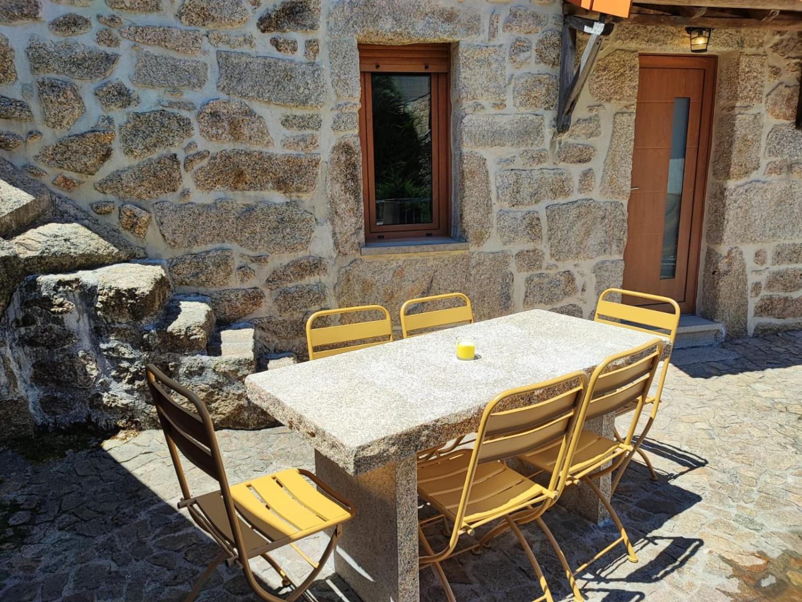 Farm stay Casa Dos Cotos. Castro Laboreiro